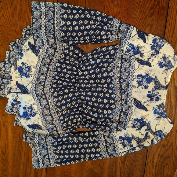 Long-sleeve Shorts Romper - Picture 3 of 4